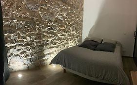 Jolie Appartement En Plein Centre Du Village